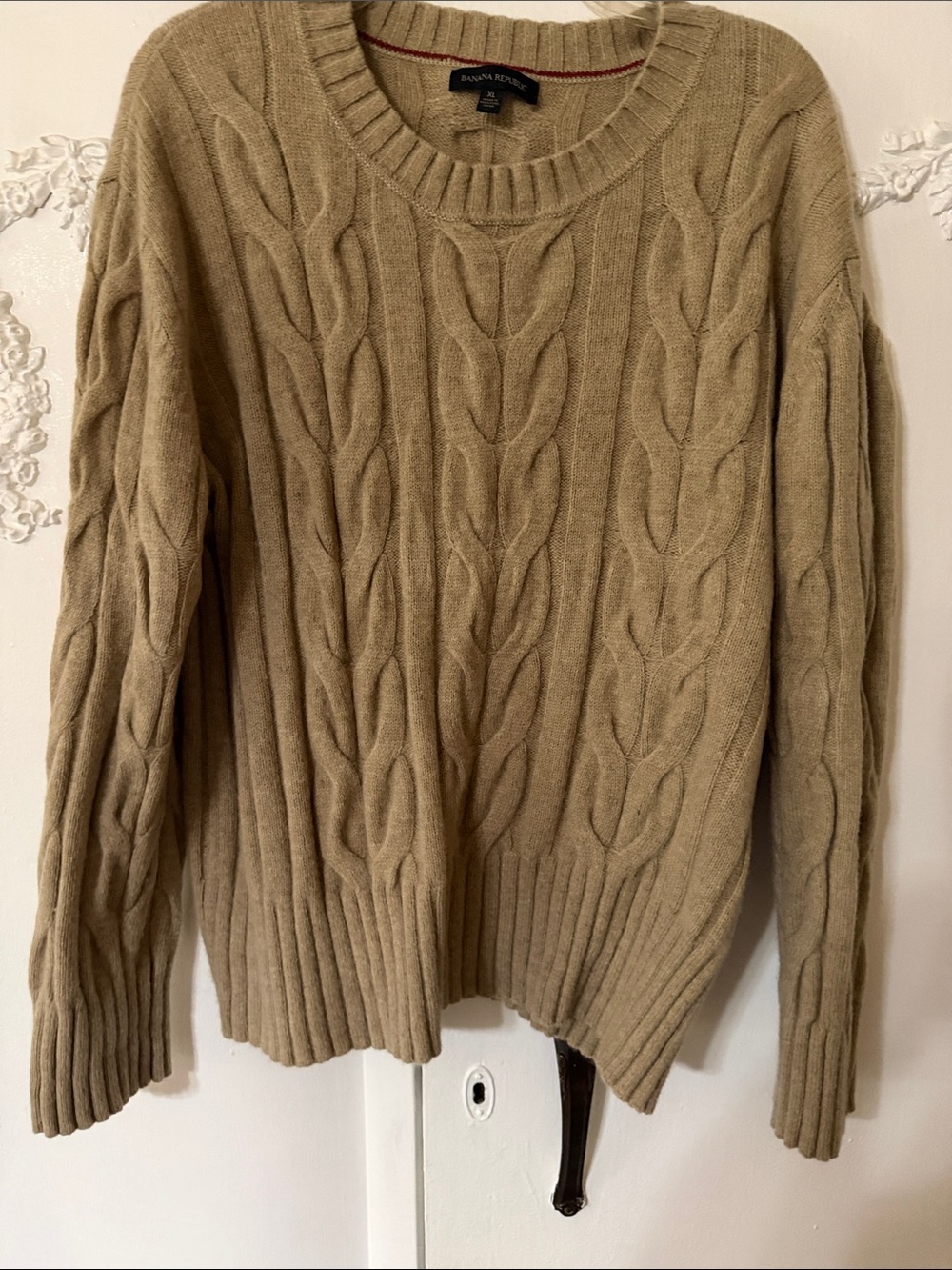 Banana Republic Women's Cable-Knit Crew Sweater - Beige/Tan 100% Merino Wool